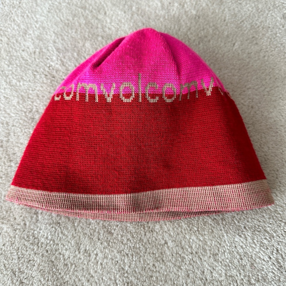 Genuine volcom hat